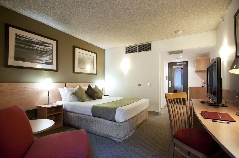 Lancemore Crossley St. Melbourne Buitenkant foto A typical room at the hotel