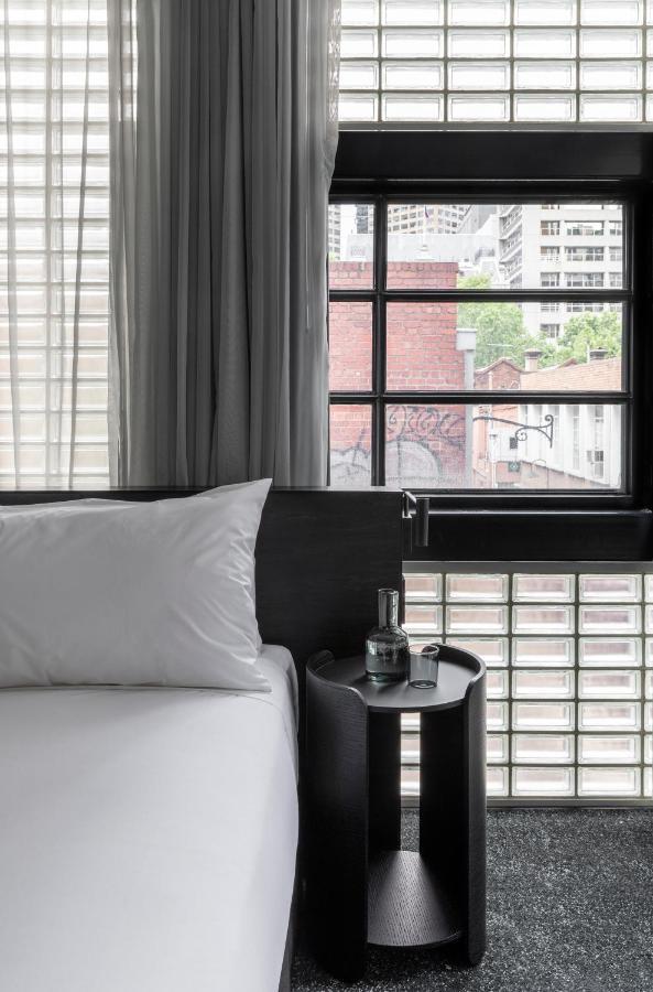 Lancemore Crossley St. Melbourne Buitenkant foto A room at the hotel