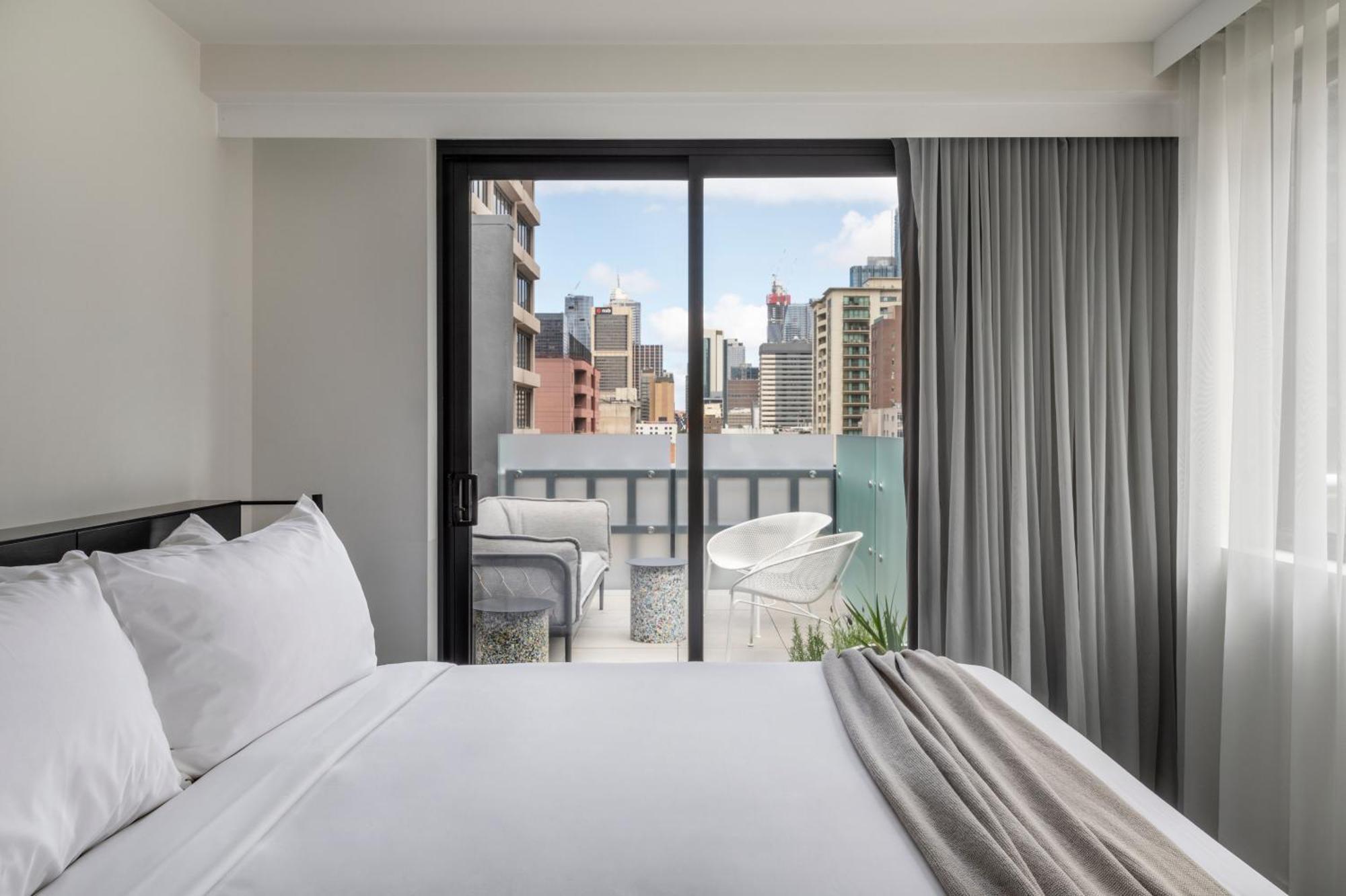 Lancemore Crossley St. Melbourne Buitenkant foto A bedroom at the Hotel