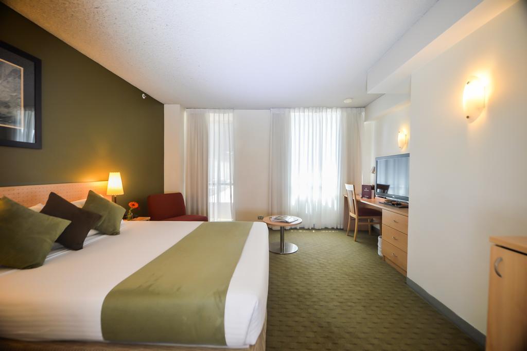 Lancemore Crossley St. Melbourne Buitenkant foto A room at the hotel